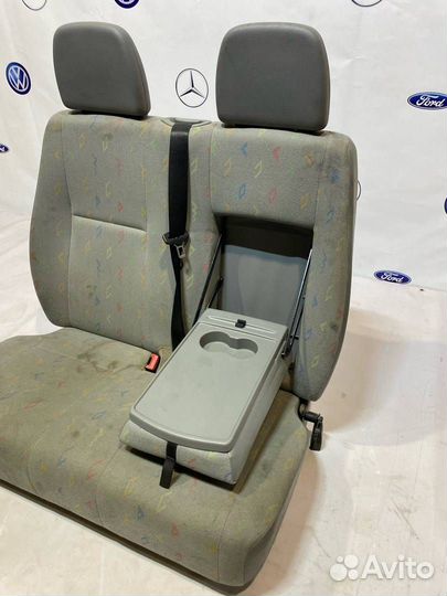 Сиденье переднее правое Volkswagen Crafter 2008