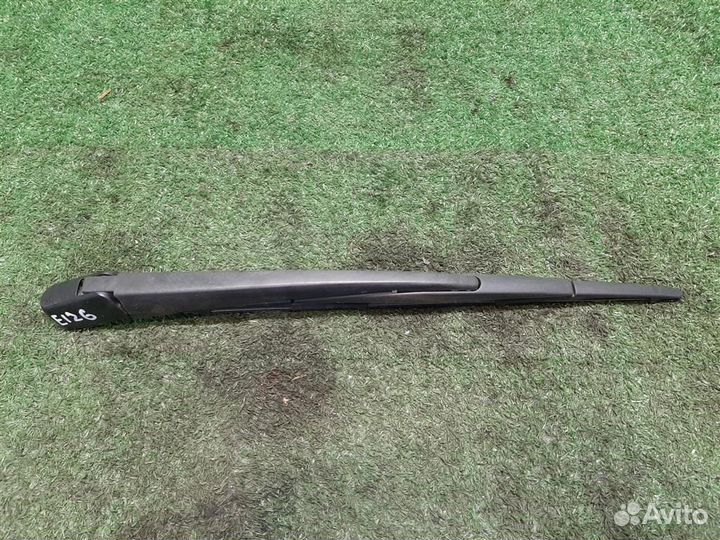 Поводок стеклоочистителя задний Subaru Forester S