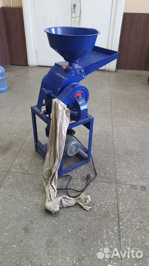 Зернодробилка молотковая