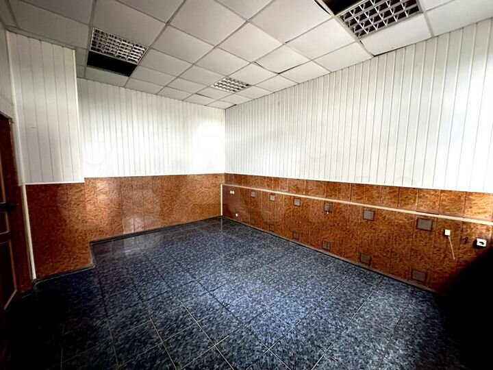 2-к. квартира, 42 м², 1/5 эт.