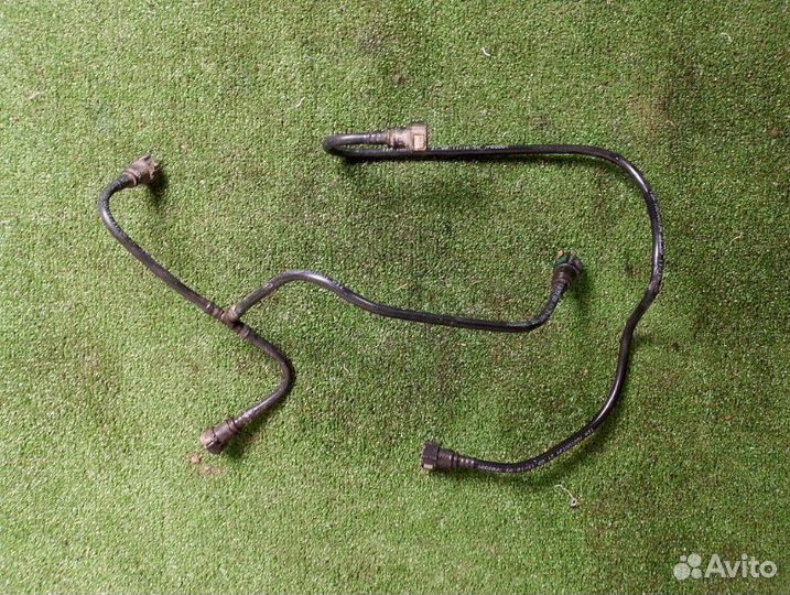 Топливная трубка Citroen C4 B7 2012