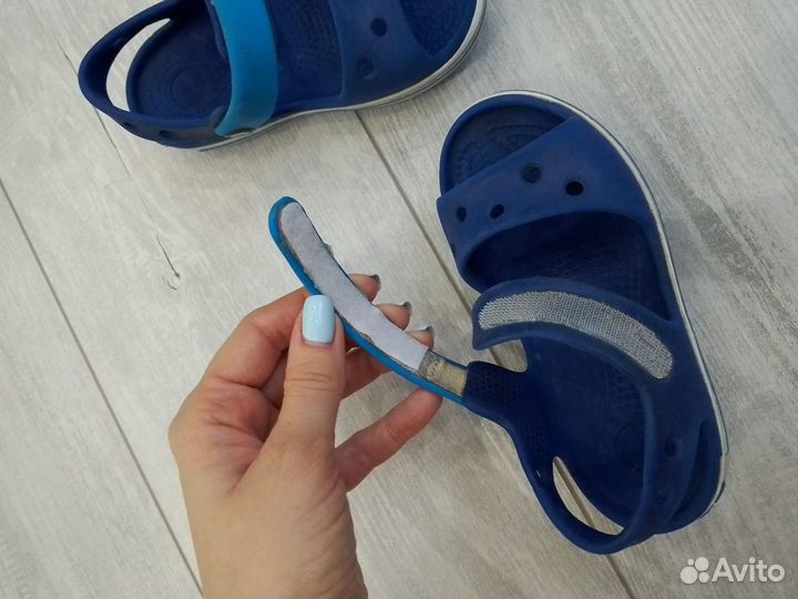 Босоножки Crocs C8