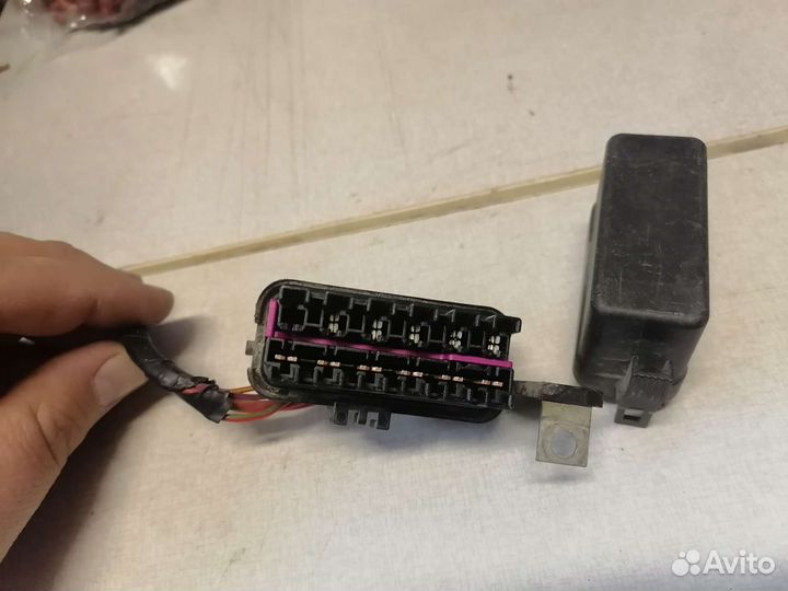 Блок предохранителей Skoda Rapid Polo