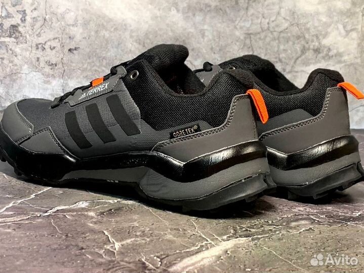 Кроссовки Adidas terrex