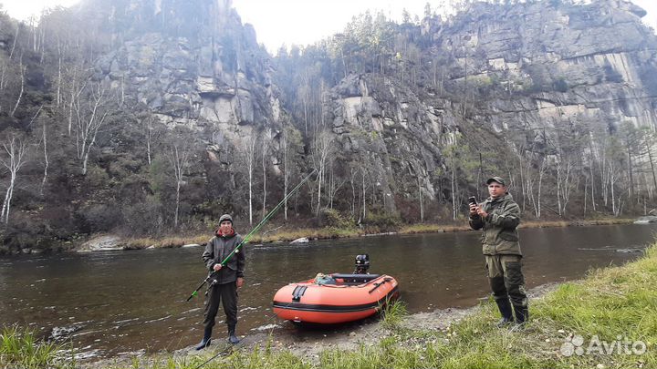 Лодка солар с водометным двигателем