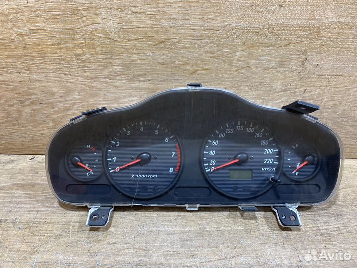 Панель приборов Hyundai Santa Fe 1 бензин 112719