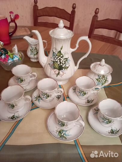 Фарфоровый сервиз