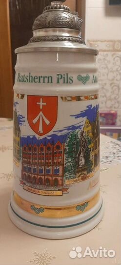 Пивная кружка с крышкой