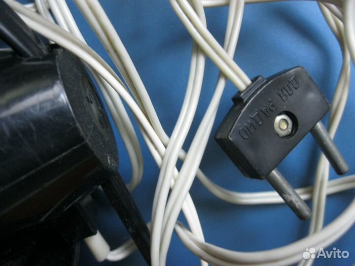 Наушники. Микрофоны. Шнуры