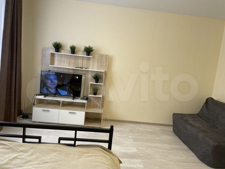 1-к. квартира, 42 м², 1/20 эт.