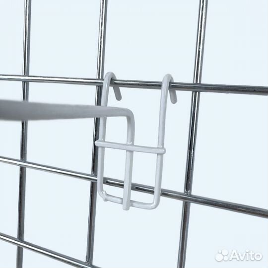 Подставка для шляп на сетку (крепление пруток), б