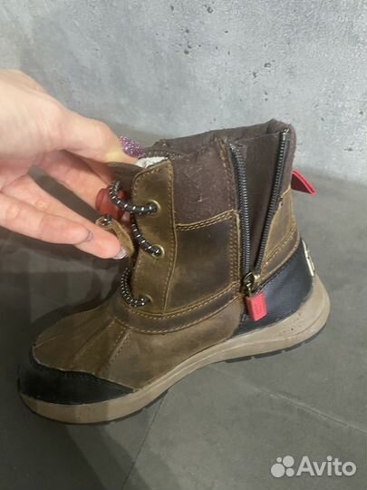 Сапожки демисезонные для мальчика Ugg 30 размер