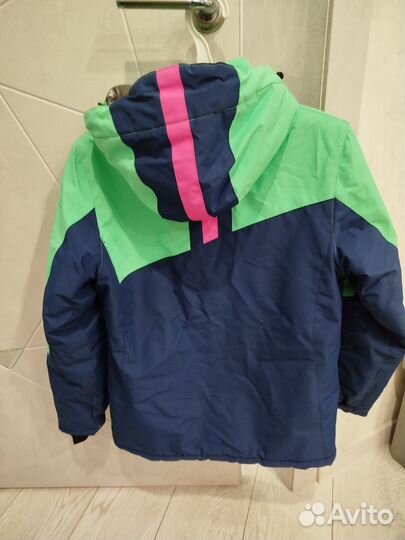 Куртка для девочки зима р. 140-158 б/у