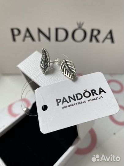 Серьги пусеты Pandora Сверкающие крылья