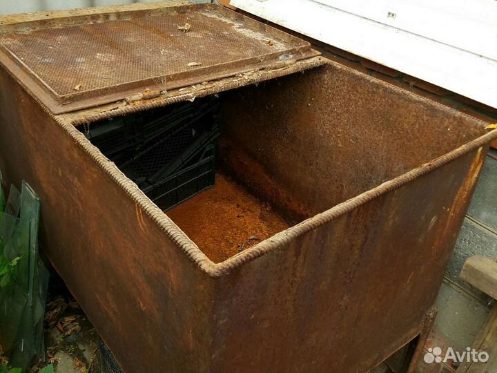 Бак(бадья,ёмкость,скрыня,короб ящик) металлический