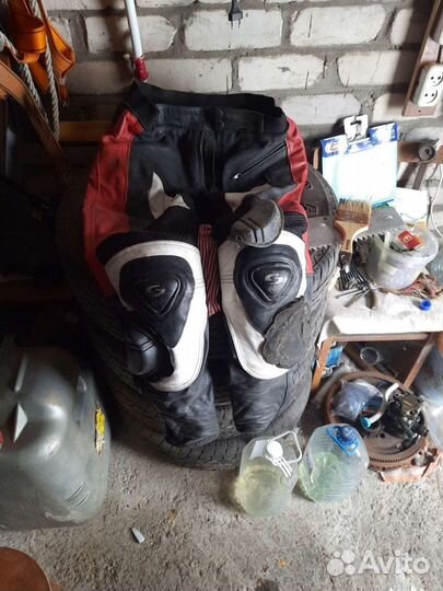 Мотокомбинезон