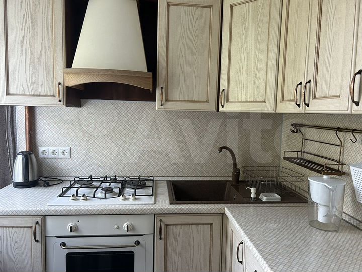 2-к. квартира, 40 м², 3/5 эт.