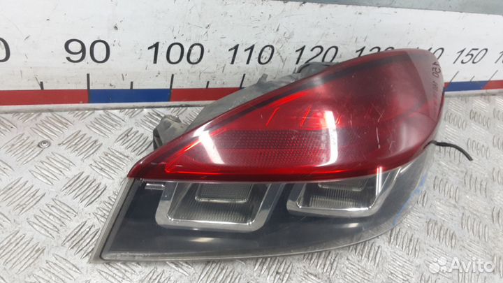 Фонарь задний правый renault megane 2008 2009