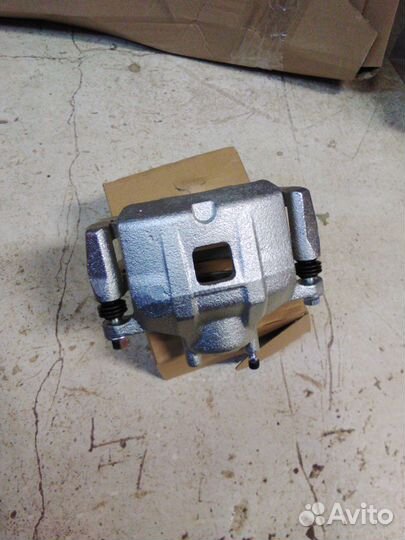 Суппорт тормозной mitsubishi asx outlander cw прав