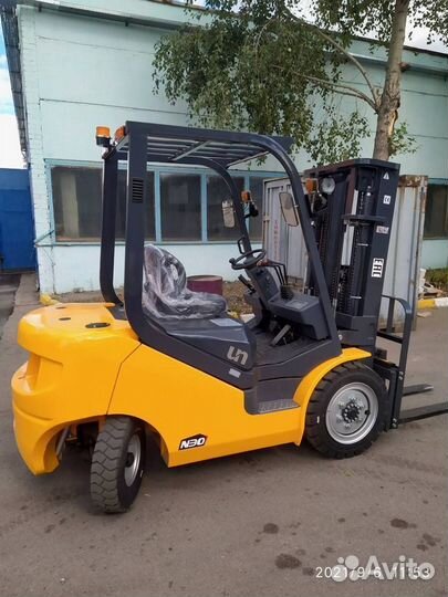 Вилочный погрузчик UN Forklifts FG30, 2023