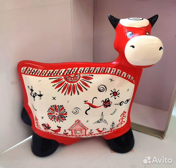 Сувенир фарфор