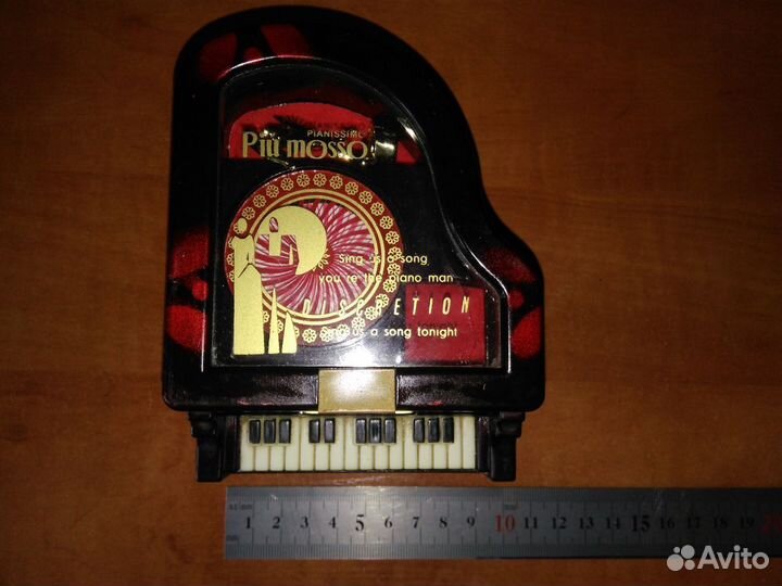 Музыкальная шкатулка с балериной