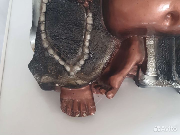 Статуэтка будды