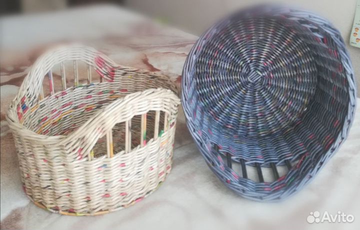 Корзина плетеная из бумажной лозы