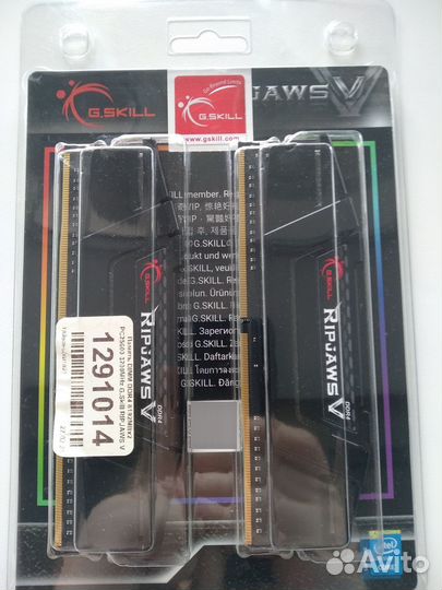 G.Skill ripjaws V F4-3200C16D-16gvkb 16 гб DDR4