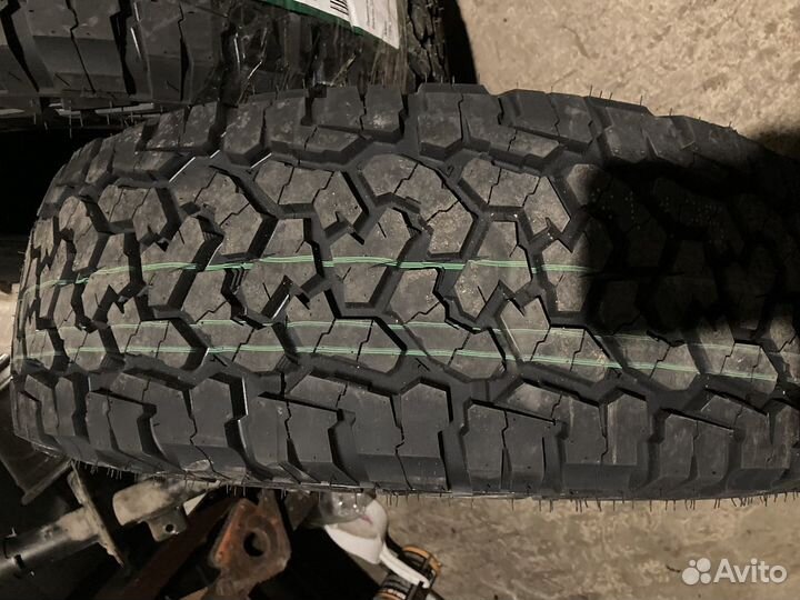 Roadcruza RA1100 A/T 235/70 R16