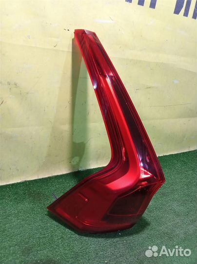 Фонарь задний наружный левый Volvo V90 2016