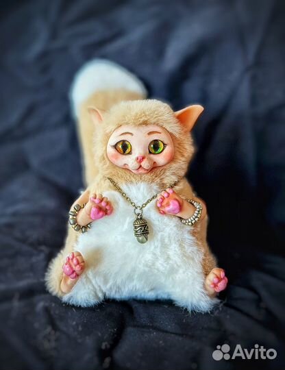 Котик игрушка в смешанной технике