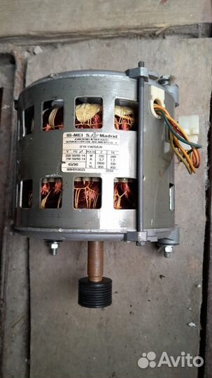 Двигататель стиральной машины bosh Германия