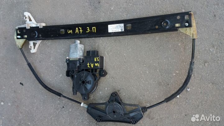 Стеклоподъемник задний правый Шкода Октавия А7