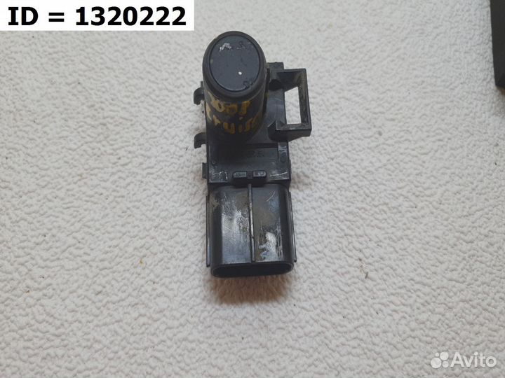 Датчик парковки парктроник Toyota