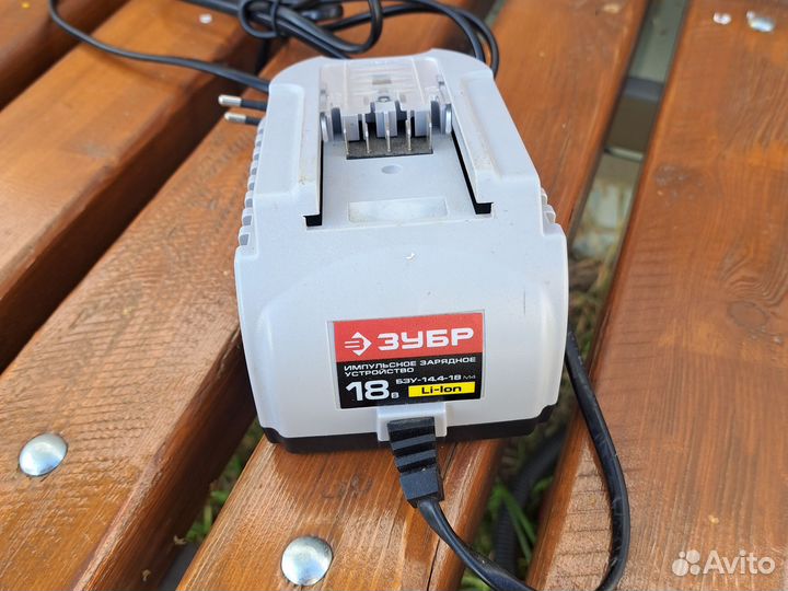 Дрель шуруповерт для зимней рыбалки