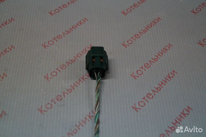 Nissan 22690-AU000 Разъем датчика кислорода