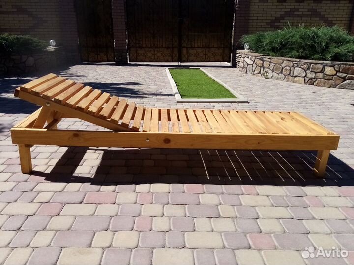 Шезлонг деревянный
