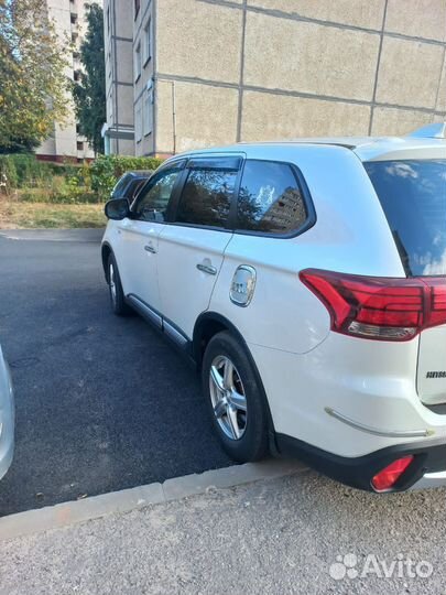 Mitsubishi Outlander 2.0 CVT, 2017, 130 000 км