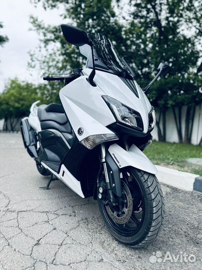 Yamaha T-Max 530