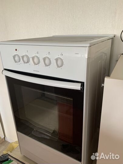 Плита электрическая стеклокерамика бу Дарина