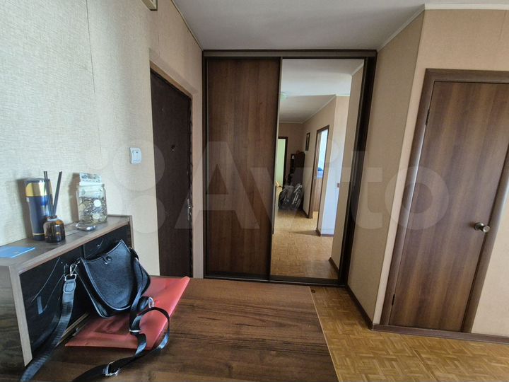 2-к. квартира, 53 м², 8/10 эт.