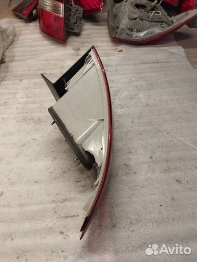 Фонарь правый наруж Mondeo 4 06-10 7s7113404a