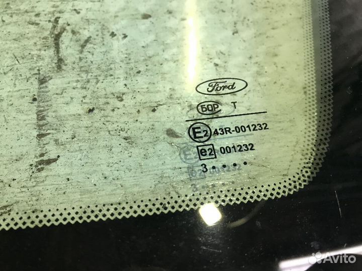 Стекло кузовное глухое правое Форд Фокус 1 Focus 1