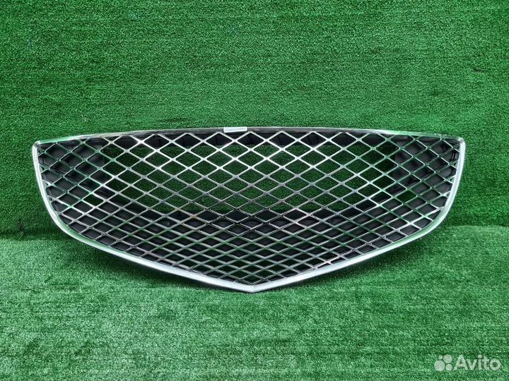 Решетка радиатора Genesis G80