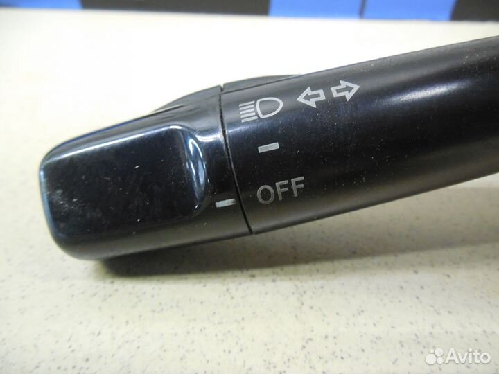 Переключатель поворотов подрулевой Land Cruiser (1