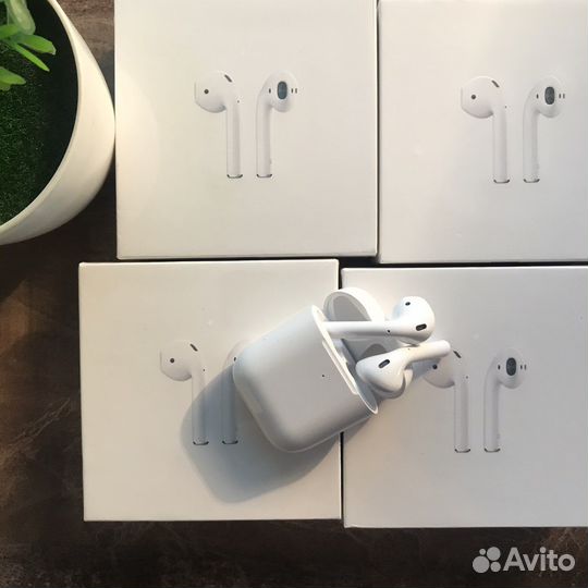 AirPods 2 Luxe (чехол в подарок)
