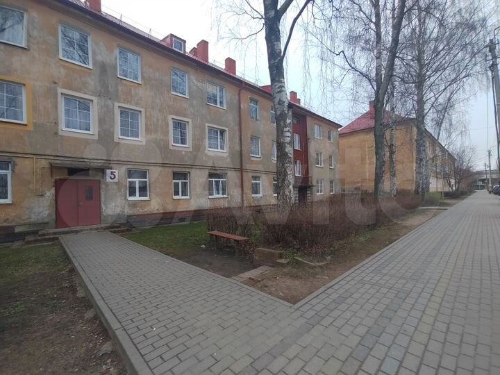 3-к. квартира, 80,2 м², 1/3 эт.