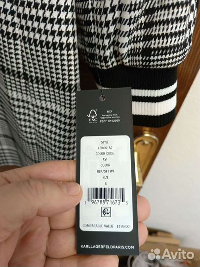 Новая куртка-пиджак Karl Lagerfeld Paris