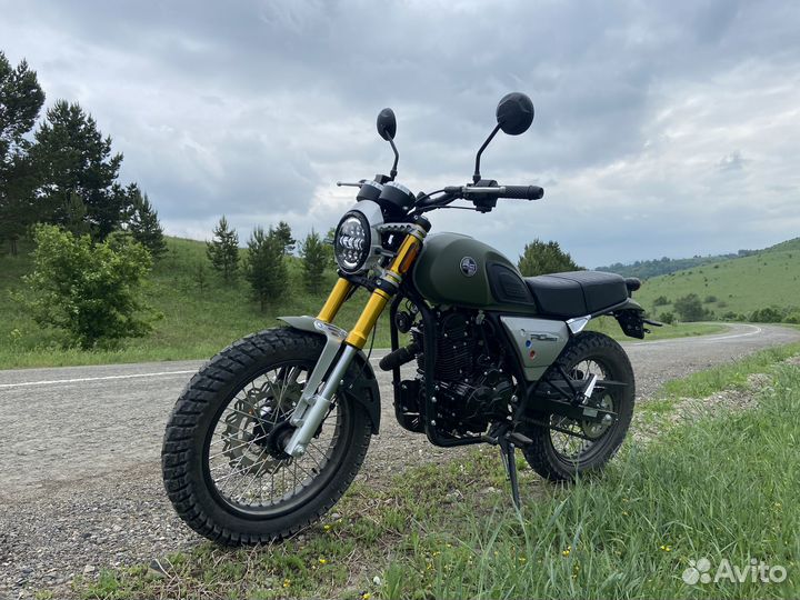 Racer RC250CK-A Triumph